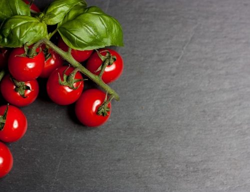 Il pomodoro: 10 gustose curiosità sul re della cucina italiana
