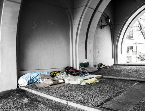 I senzatetto di Milano: ‘Io resto a casa’ non vale per tutti